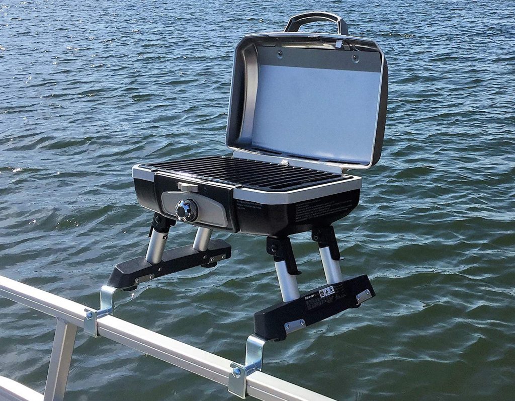 5 Best Pontoon Boat Grills to Enjoy Your Voyage to the Full