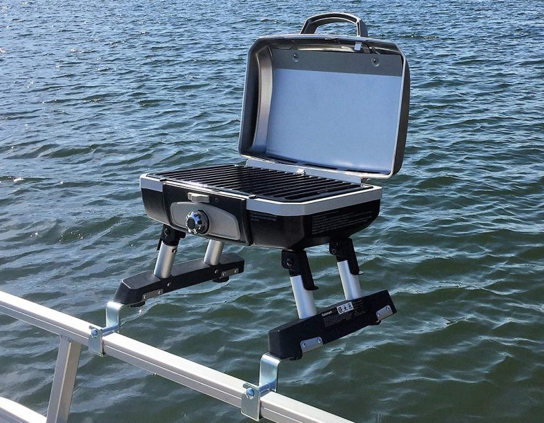 5 Best Pontoon Boat Grills Reviewed in Detail (Winter 2024)