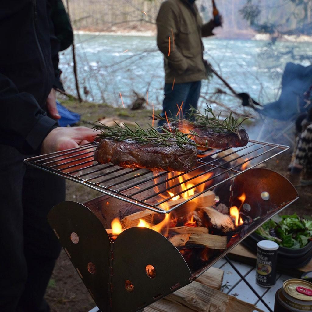 10 Best Camping Grills - BBQ On The Way