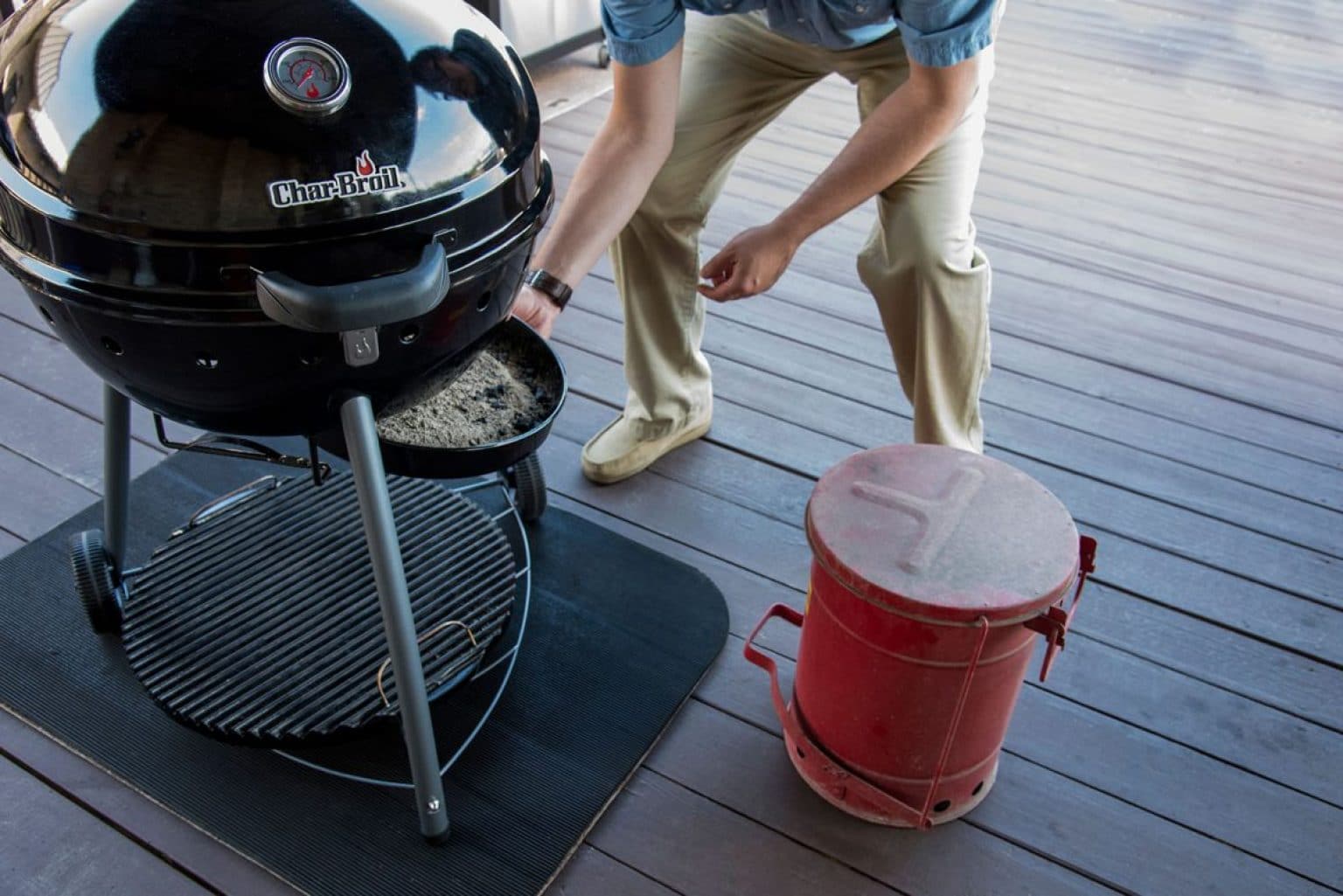 How to Put Out Charcoal Grill StepByStep Guide