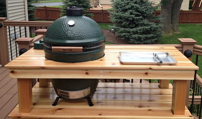 6 Best Grill Tables – Add Convenience to Your BBQ Parties!