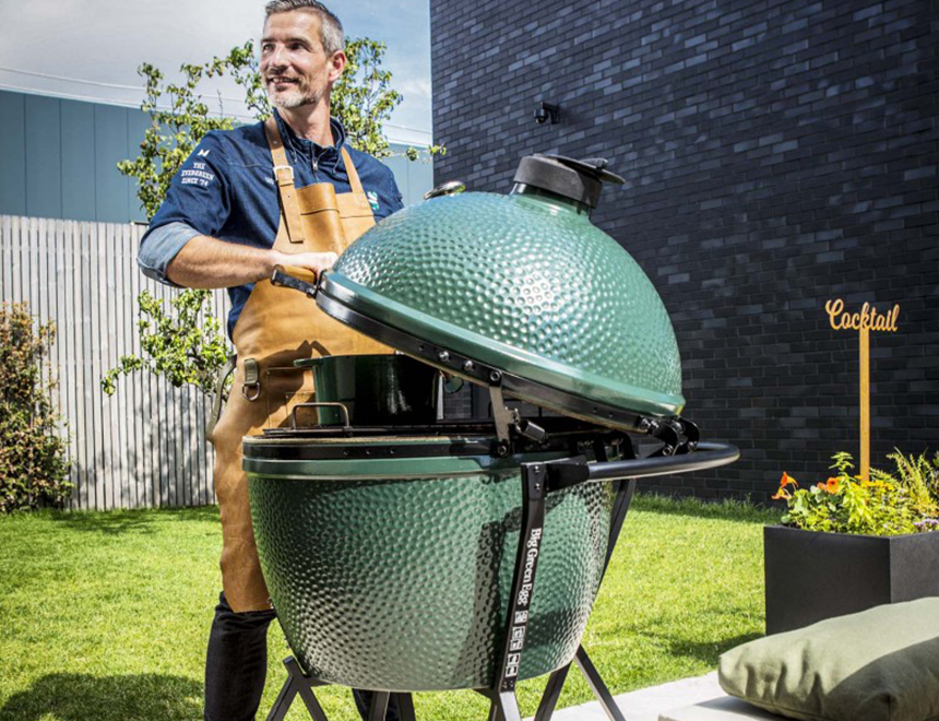 Kamado Joe vs. Big Green Egg Grills: Which Brand Is Right for You?
