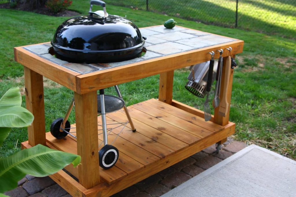 6 Best Grill Tables – Add Convenience to Your BBQ Parties! (Spring 2023)