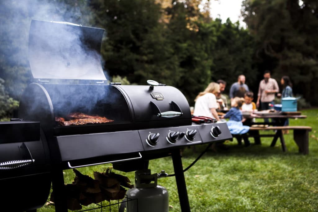 7 Best Smokers under $1000 — Make Appetizing Meals for the Whole Family Like a Pro!