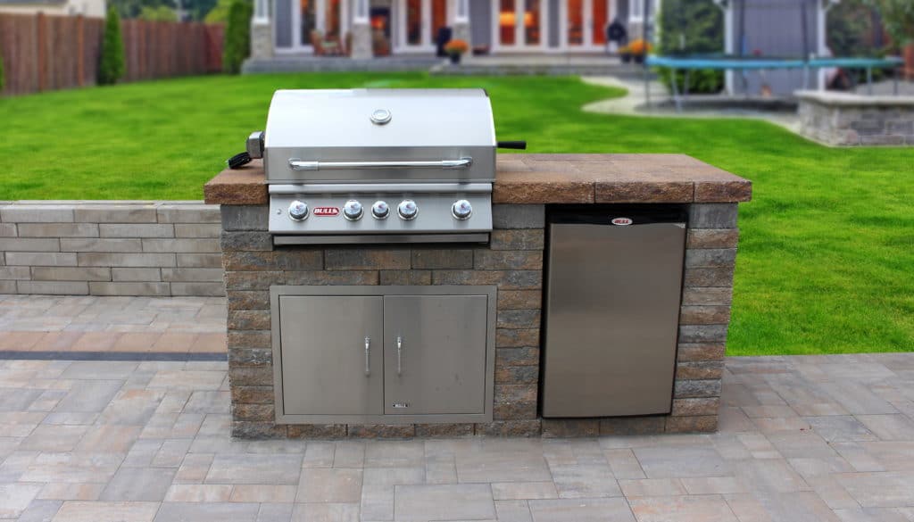 8 Best Built In Gas Grills to Upgrade Your Outdoor Kitchen