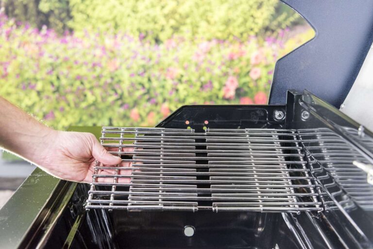 Сast Iron vs Stainless Steel Grill Grates Which Is Better for Cooking