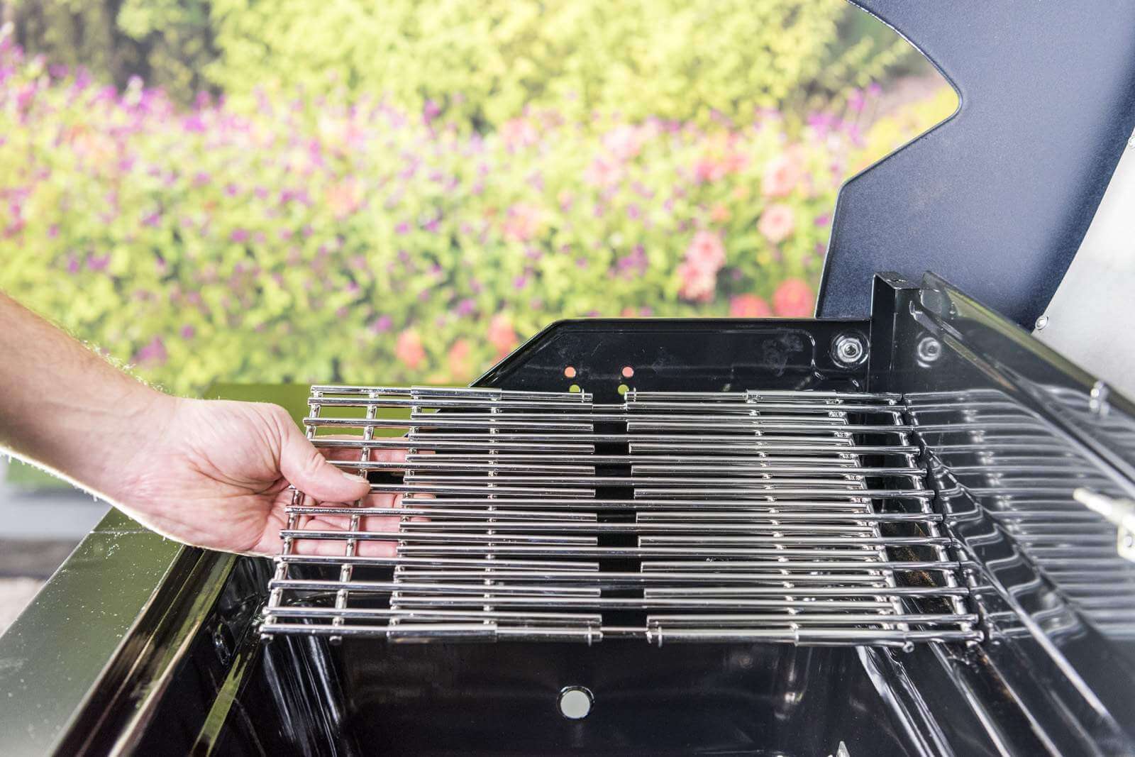 Сast Iron vs Stainless Steel Grill Grates Which Is Better for Cooking