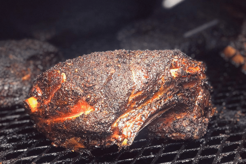 Smoked Lamb Shoulder: How to Make It the Hit of the Party