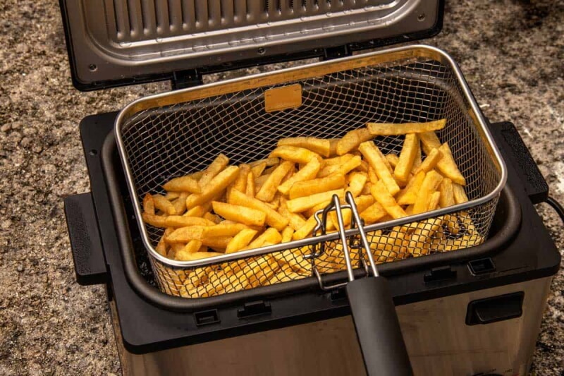 9 Best Deep Fryers for Home Cooking (Spring 2023)