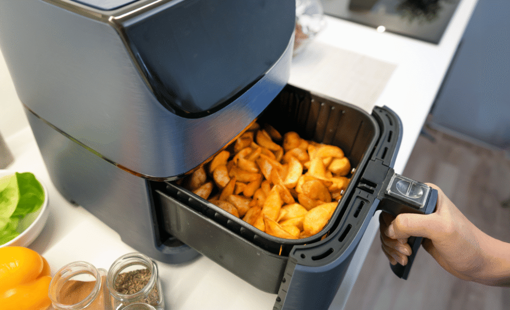 8 Best Large Air Fryers Perfect to Cook for a Big Company of Friends 18 large air fryer